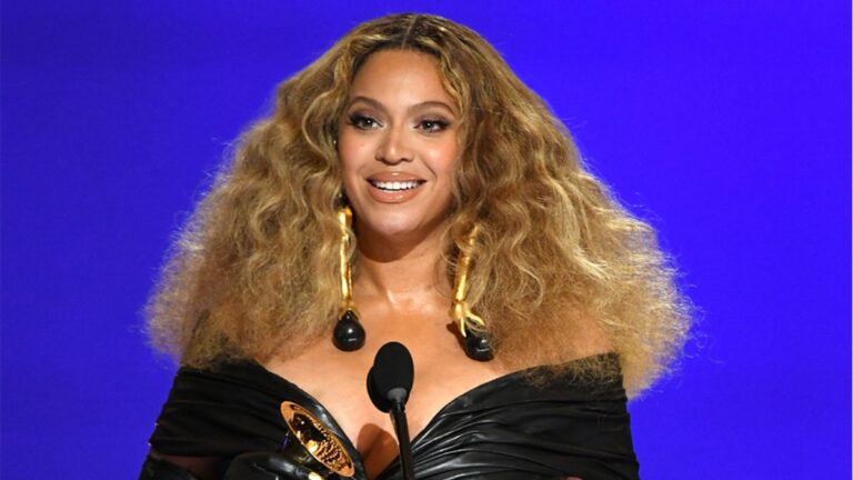 Who is Beyoncé? 10 Things to Know about Her